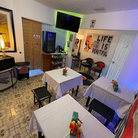 Habitacion Centrica Calle 8 마이애미 외부 사진