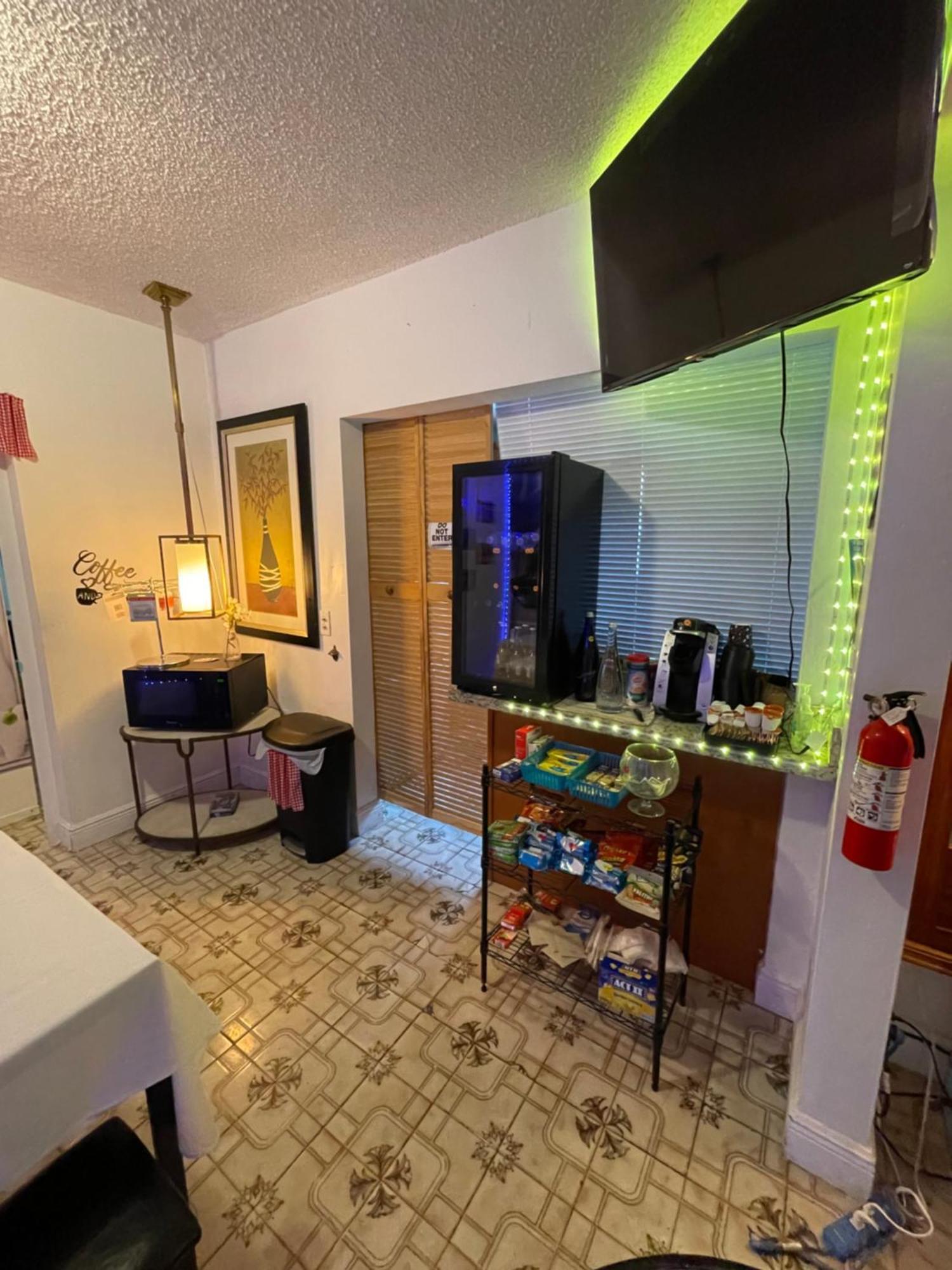 Habitacion Centrica Calle 8 마이애미 외부 사진